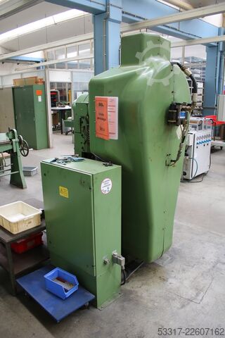 Mesin tekan eksentrik EBU Exzenterpresse H16