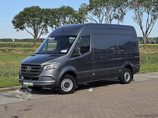 Στέισον βάγκον με ψηλή οροφή MERCEDES-BENZ SPRINTER 317 L2H2 LED Navi Autom.