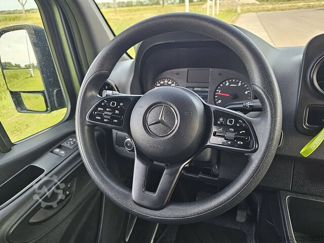 Στέισον βάγκον με ψηλή οροφή MERCEDES-BENZ SPRINTER 317 L2H2 LED Navi Autom.