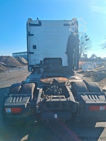 标准牵引车头 FORD F-MAX