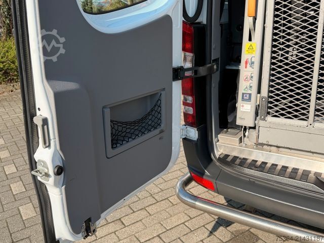 Minibusz MERCEDES-BENZ Sprinter 314 BlueTEC 9Sitze Motor baut Druck auf