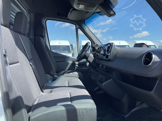 Xe van thùng kín MERCEDES-BENZ Sprinter 311 CDI KA /L2H2/3665/MBUX/KLIMA/KAMERA