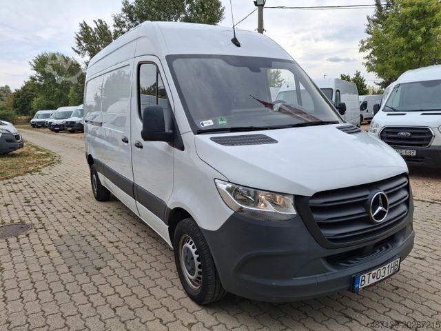 Skåpbil MERCEDES-BENZ Sprinter III FWD 311/315 CDI FWD L2
