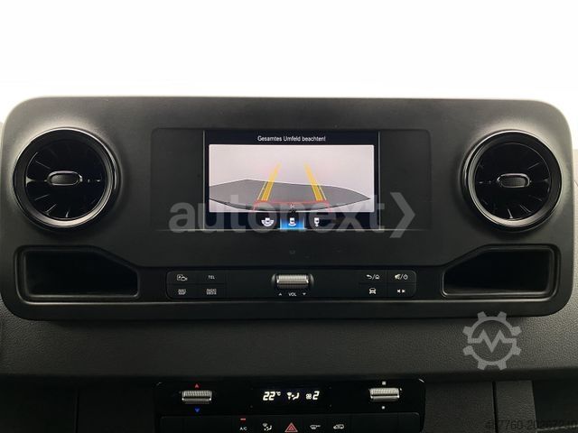 Hög tak skåpbil MERCEDES-BENZ Sprinter 214 Aut.*Distronic* Kamera+Navi+Klima (