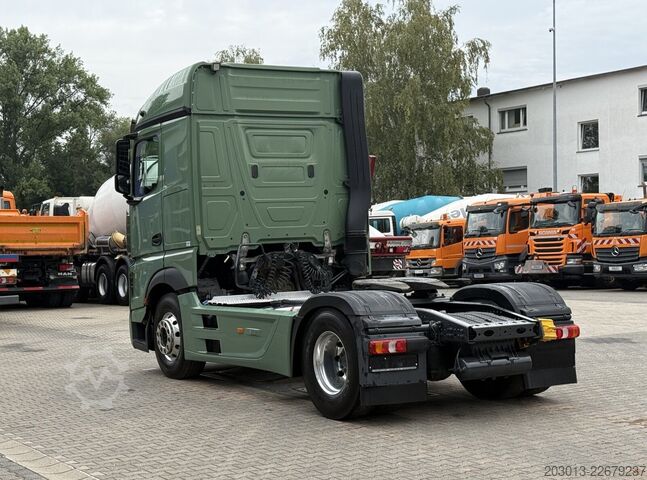 Стандартний тягач MERCEDES-BENZ 1851 4x2 Euro 6 Sattelzugmaschine Kipphydraulik