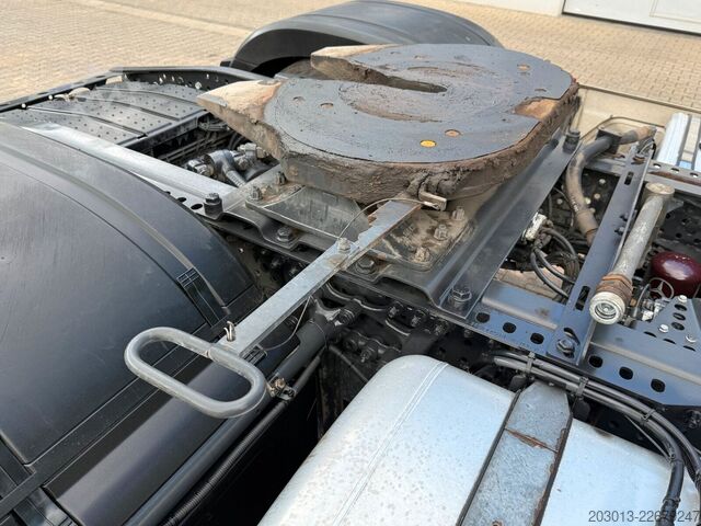 Стандартний тягач MERCEDES-BENZ 1851 4x2 SZM Euro 6 Kipphydraulik