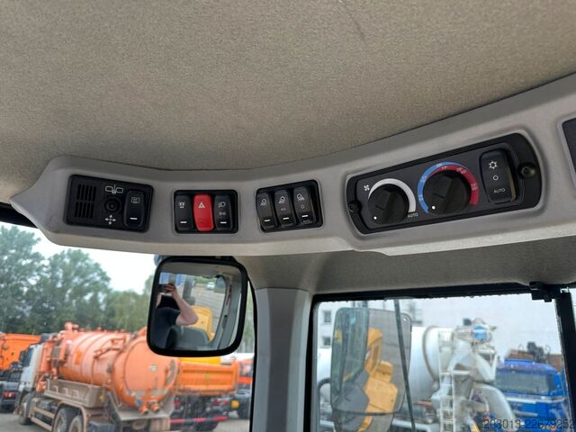 Колісний навантажувач CATERPILLAR 930M Radlader mit Schaufel 2.090 BTH
