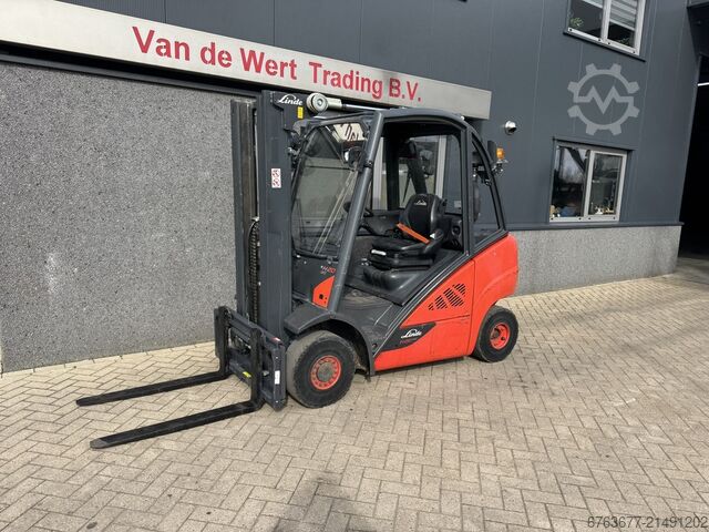 Linde H20D-02/600 Triplex 465 Freelift / Seitenschieber / 4. Funktion, Baujahr 2017, Diesel, 73.500  LINDE H20D-02/600 triplo 465 Freelift / Sideshift /  4e functie 2017 DIESEL 73500uur