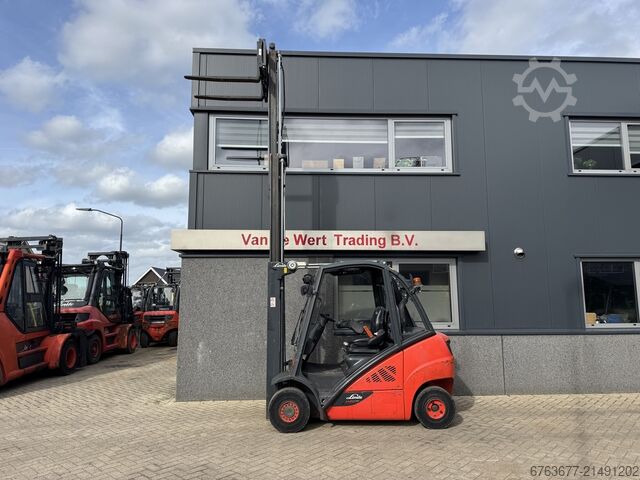 Linde H20D-02/600 Triplex 465 Freelift / Seitenschieber / 4. Funktion, Baujahr 2017, Diesel, 73.500  LINDE H20D-02/600 triplo 465 Freelift / Sideshift /  4e functie 2017 DIESEL 73500uur