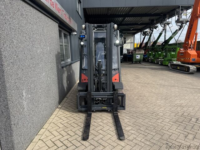 Linde H20D-02/600 Triplex 465 Freelift / Seitenschieber / 4. Funktion, Baujahr 2017, Diesel, 73.500  LINDE H20D-02/600 triplo 465 Freelift / Sideshift /  4e functie 2017 DIESEL 73500uur