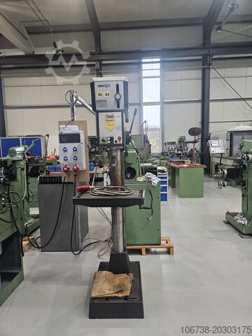 Stĺpová vŕtačka Serrmac Säulebohrmaschine R32