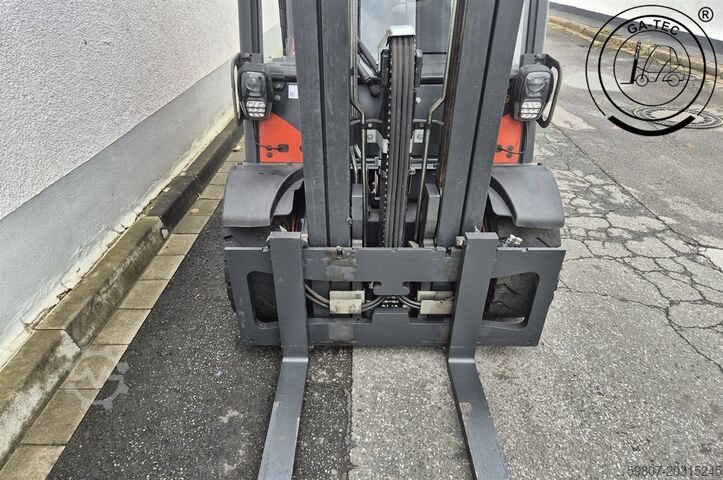 Dizel forkliftler Linde H30T/393-02