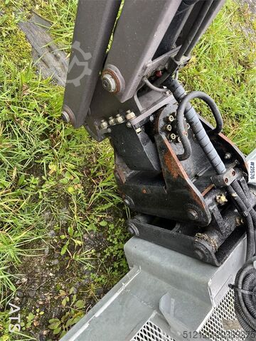 리프팅 플랫폼 Manitou 200 ATJ Telehandler