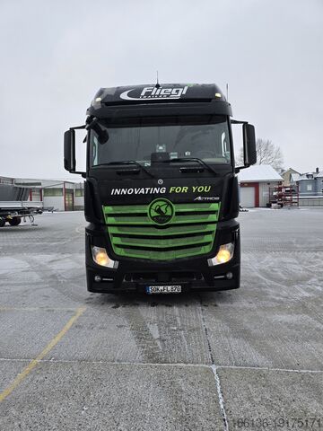Standard nyerges vontató Mercedes-Benz Actros 1851