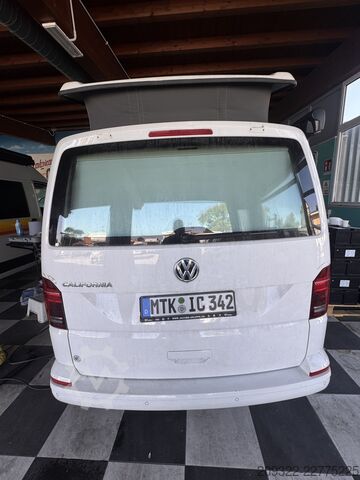 Wohnmobil Volkswagen California Ocean 2023 | Automatico | Tetto a soffietto