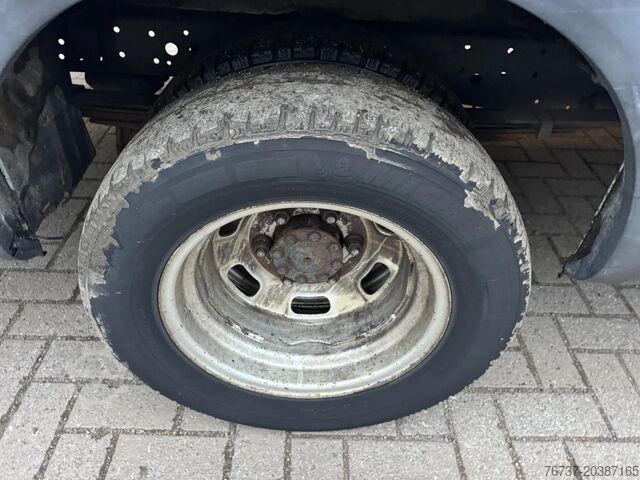 Dobozos kisteherautó Iveco Daily **35C15-EURO 5-MOTOR 3.0**