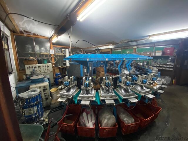 Машина для производства подошв из ПУ BGM Baby 18