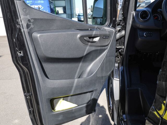 Minibus Mercedes-Benz Sprinter 317 CDI Tourer L3H2 (2-2-2-3) AHK Ka