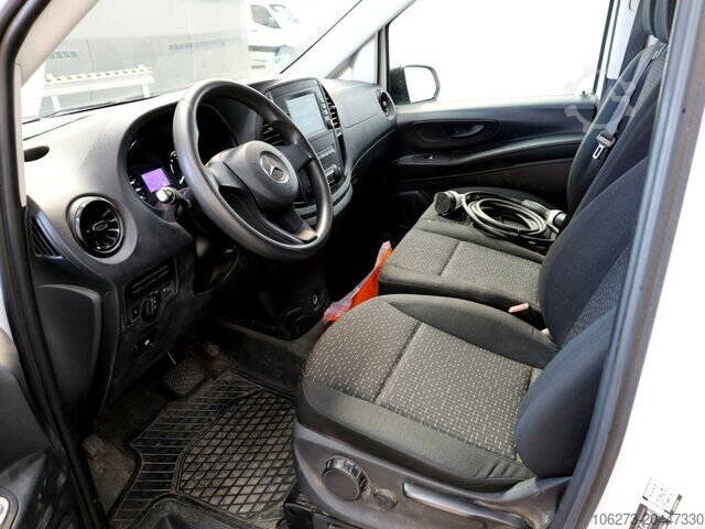 Panel van Mercedes-Benz eVito 111 KA,lang,Rückfahrkamera,Klima