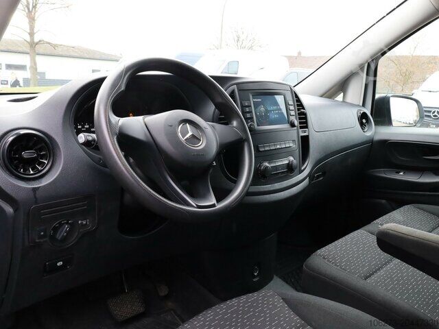 Panel van Mercedes-Benz eVito 111 KA,lang,Rückfahrkamera,Klima