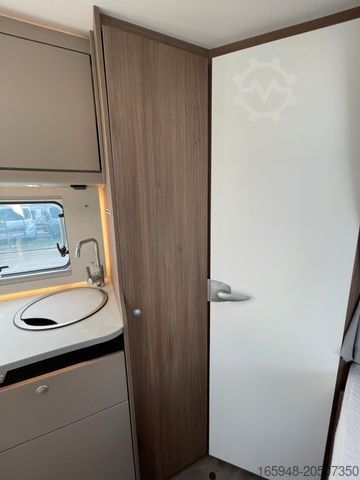 קמפר חצי-אינטגרלי CARADO T 135 Plus | *Wenig km*Viel Ausstattung!*