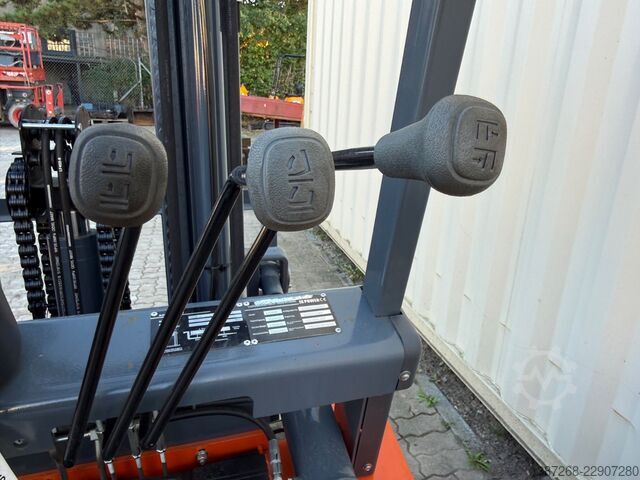 Carretilla elevadora frontal  JX Power CPCD35 / 3.5T Diesel /Sideshift/Freihub