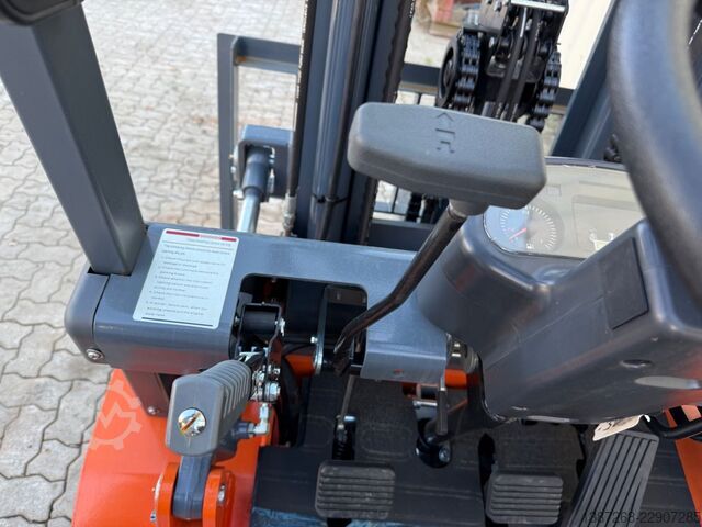 Carretilla elevadora frontal  JX Power CPCD35 / 3.5T Diesel /Sideshift/Freihub