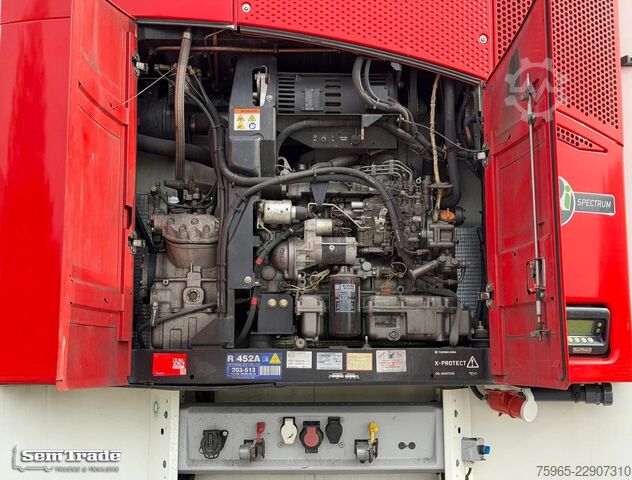 Naczepa chłodnia SCHMITZ CARGOBULL N/A SCB*S3B THERMO KING SLXi SCANDI 270 HOOG BLO
