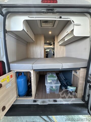 Matkaauto Fiat Ducato Weinsberg Carabus 2023 | Cambio manuale | Tetto a soffietto