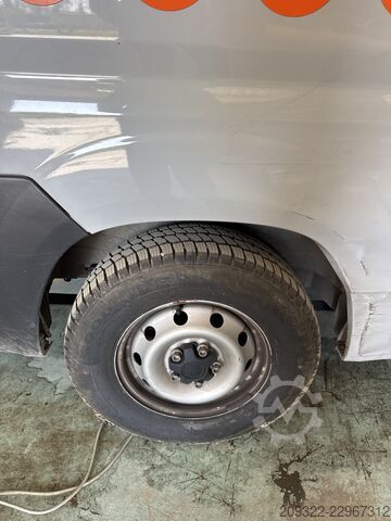 Matkaauto Fiat Ducato Weinsberg Carabus 2023 | Cambio manuale | Tetto a soffietto