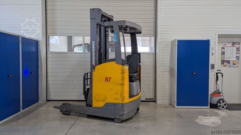 Sasniedziet kravas automašīnu Jungheinrich ETV 216 E GE 115 620 DZ