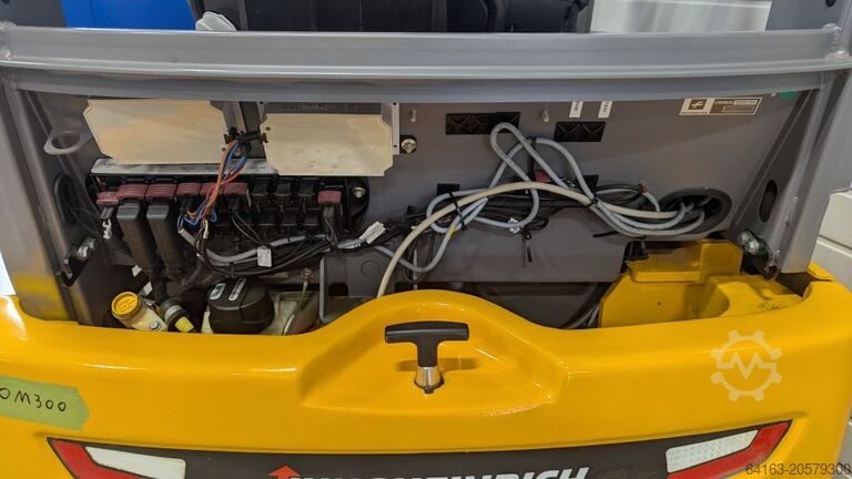 Elektriskais trīsriteņu iekrāvējs Jungheinrich EFG 215 G115-330ZZ