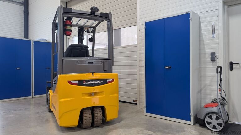 Elektriskais trīsriteņu iekrāvējs Jungheinrich EFG 218 G160-310ZZ