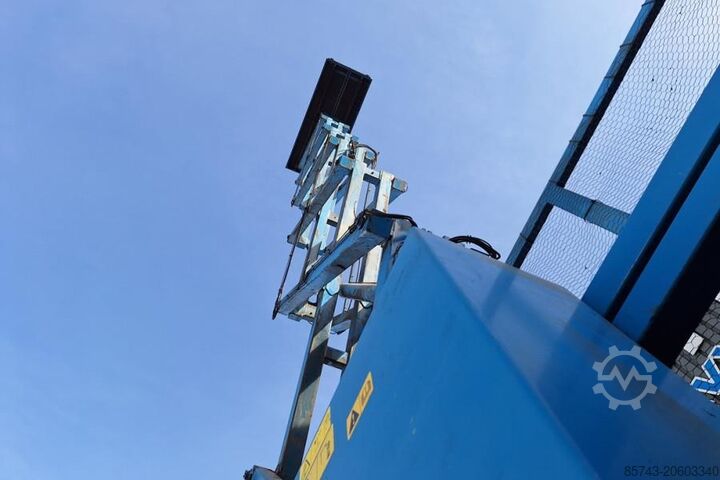 Ψαλίδι ανύψωσης Holland Lift Megastar G300DL30/S Diesel, 4x4x4 Drive, 33.5m Wor