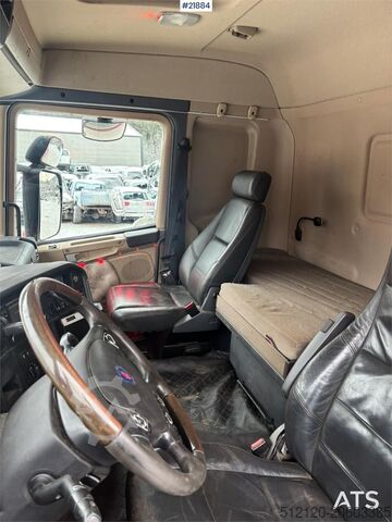 Koukkuvarsijärjestelmä Scania R620 6x4 Hook Truck. Delivered with a valid EU ins