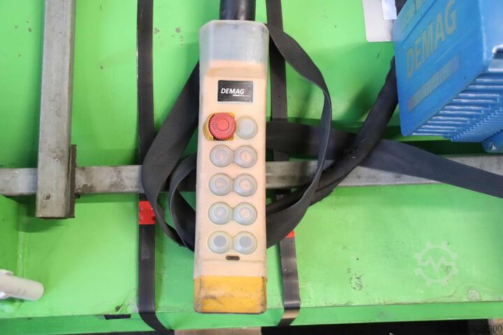 Säulenschwenkkran Ausleger 4 m /1000 kg Stahl/ Demag AS104