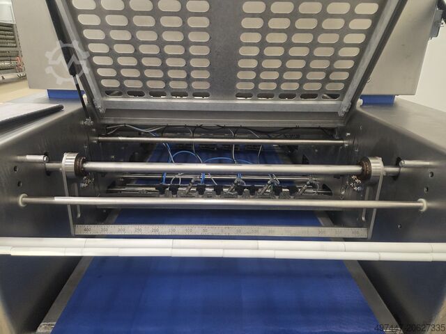 Máquina de croissants de gama media Rademaker Rademaker midrange croissant machine + V moulder