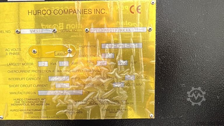 Vertikal mesin pusat HURCO VM30i