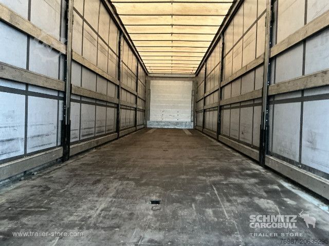 Nyitott ponyvás félpótkocsi Schmitz Cargobull Curtainsider Standard Faltwandtür rechts