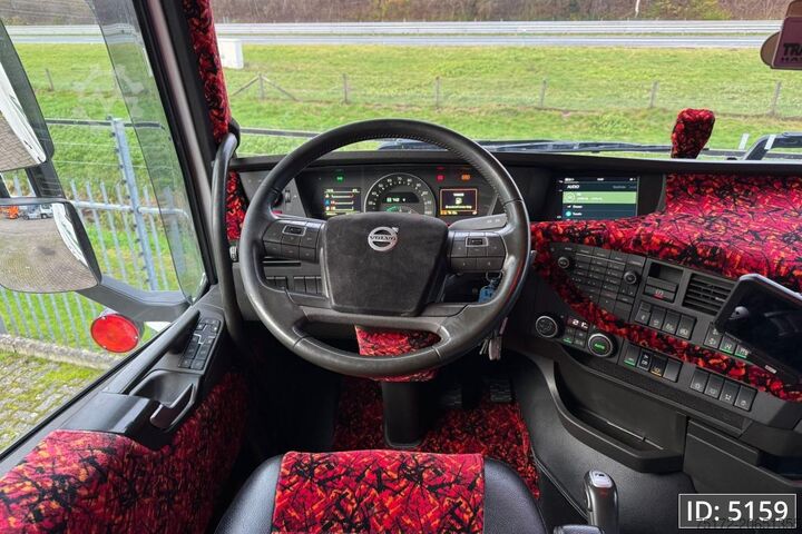 Standard-SZM Volvo FH 460 Globetrotter XL, Euro 6, / 2 Tanks / Spe...