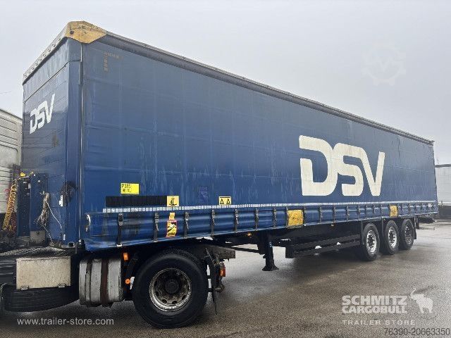 방수포가 설치된 오픈 세미트레일러 Schmitz Cargobull Semitrailer Curtainsider Standard