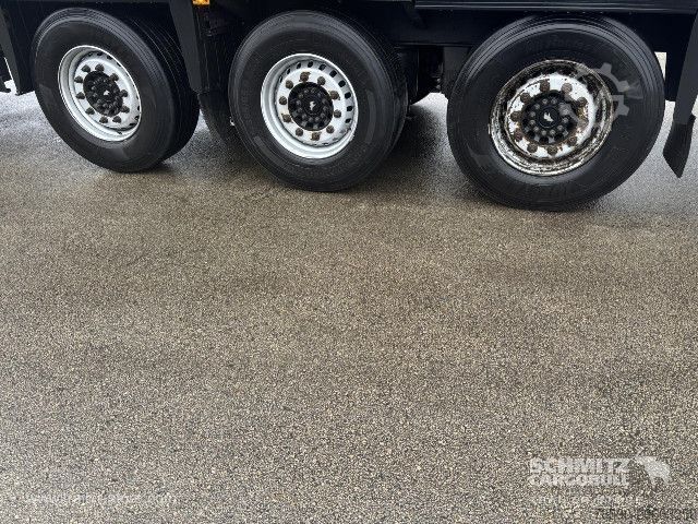 방수포가 설치된 오픈 세미트레일러 Schmitz Cargobull Semitrailer Curtainsider Standard