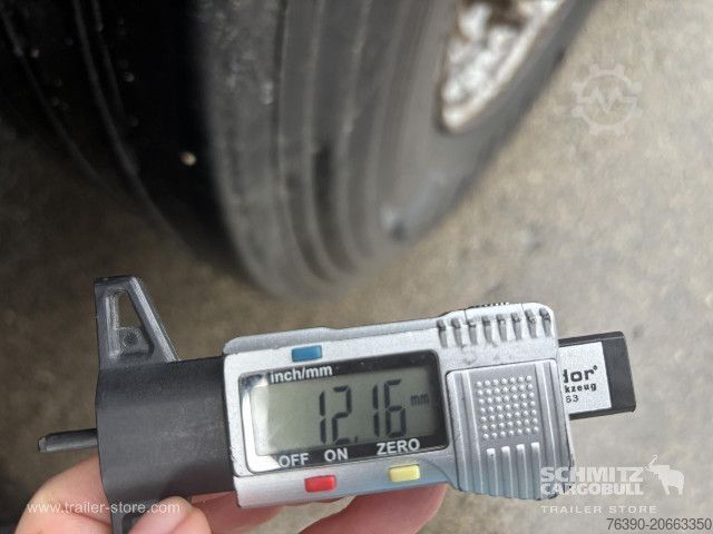 방수포가 설치된 오픈 세미트레일러 Schmitz Cargobull Semitrailer Curtainsider Standard