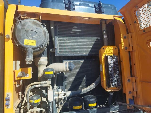 Wheel excavator Hyundai HW140