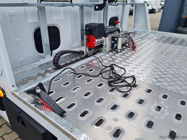 Фургон-автовоз Renault Master 35 Autotransporter SEILW. AHK Automatik