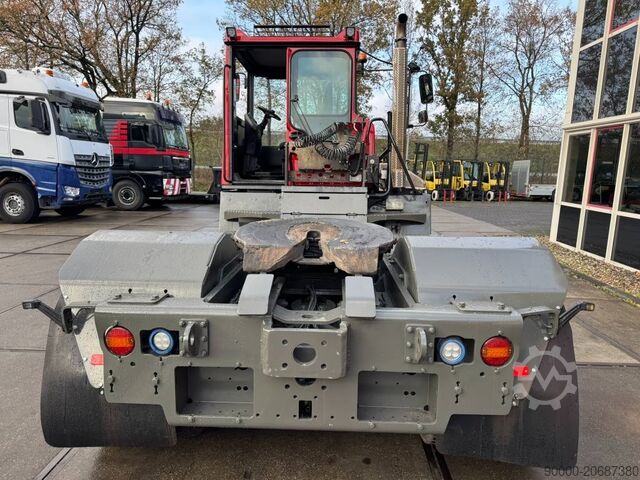 เทอร์มินัลแทรคเตอร์ Terberg RT 223