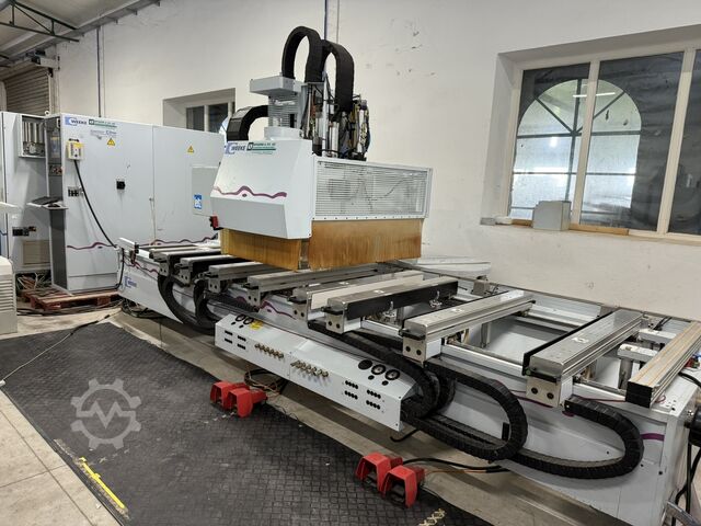 मशीनिंग केंद्र Weeke Optimat BHC 750 Swiss Profiline