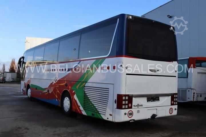 Valmentaja Van Hool T 915 Acron / Liftwagen