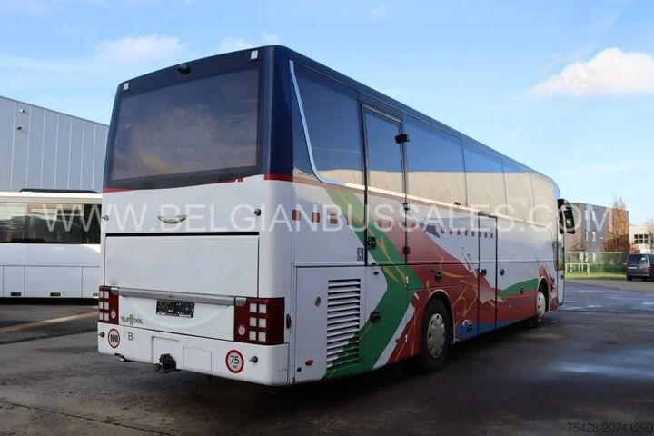 Valmentaja Van Hool T 915 Acron / Liftwagen