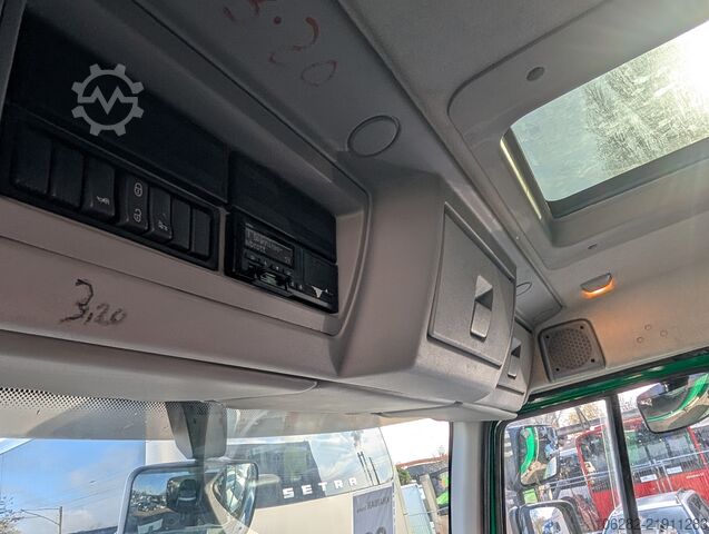 ボックス型トラック Volvo FL-280 4x2 16Tons EURO5 Portaltüren